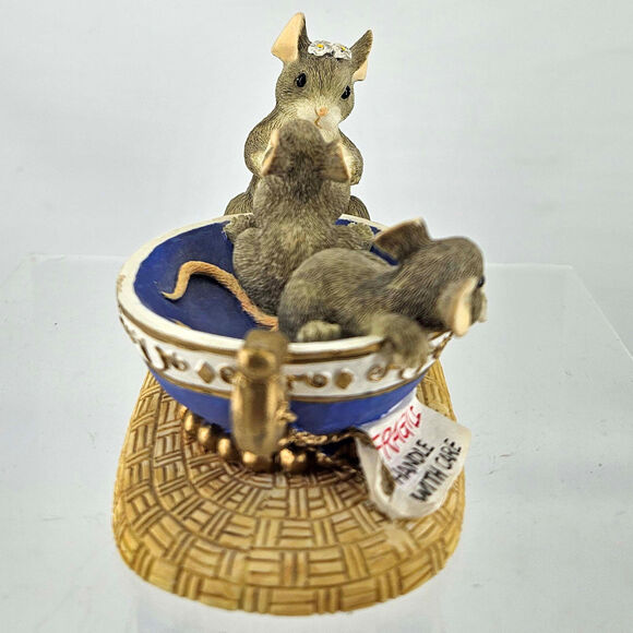 Charming Tails Fragile Handle With Care Figurine Limited Edition - Picture 3 of 7